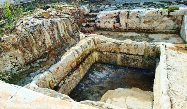 Kütahya’nın Saklı Tarihi Yok Oluyor!