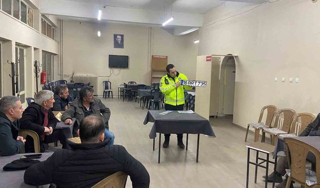 Şaphane’de vatandaşlara yeni Trafik Kanunu düzenlemeleri aktarıldı