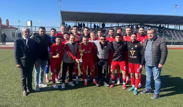 Tavşanlı Demirbilekspor’dan tarihi zafer: Kupa sahibini buldu