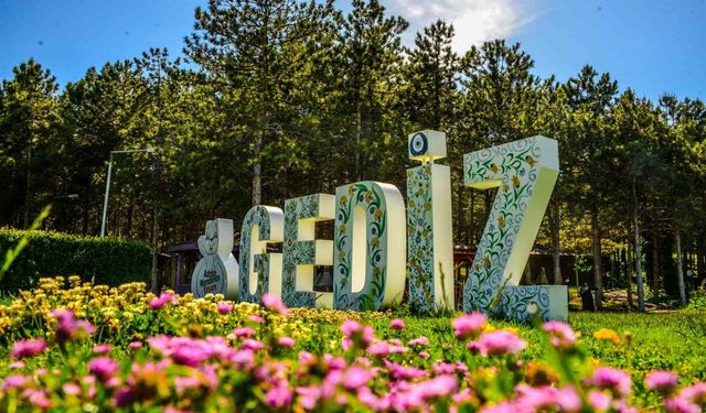 Gediz'in çehresi değişecek: Bungalovlar, ilçeyi turizm merkezine dönüştürecek