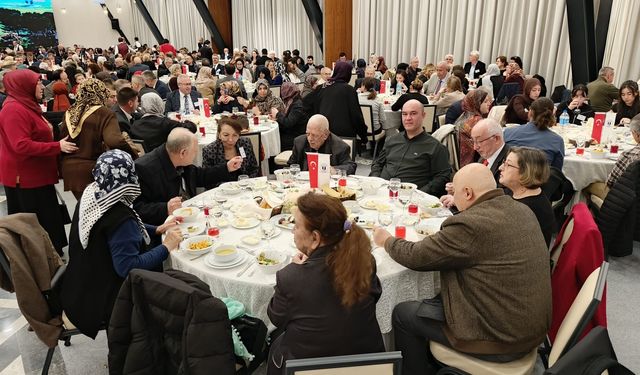 Kütahyalılar Ankara’da Tek Sofrada: “Milletvekili Sayısının Düşmesi Sorgulanmalı”