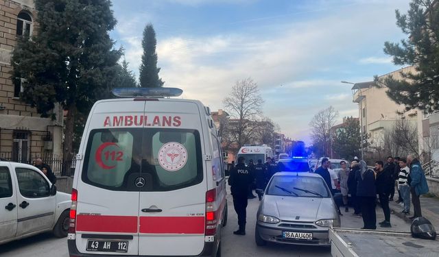 Kütahya’da Bıçaklı Saldırı: Bir Kişi Yaralandı, Şüpheli Kaçtı