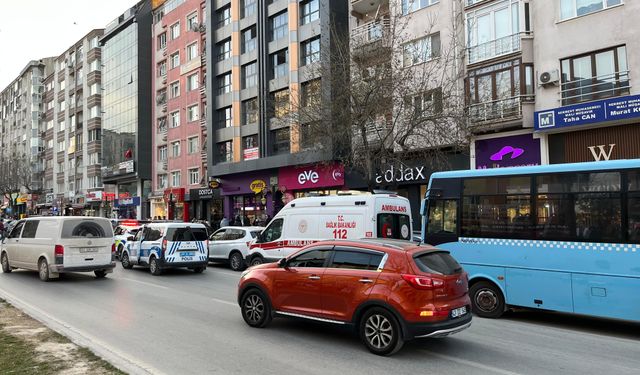 Kütahya’da Otobüs Yayaya Çarptı: Kadın Yaralandı