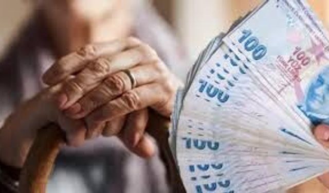 Nisan’da emekli maaşlarına ek artış: 2025 sonrası başvuranlar için yeni hesaplama yapılacak