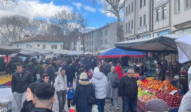 Kütahya pazarında fiyatlar düşecek mi? Başkan Akdaş’tan dikkat çeken açıklama!