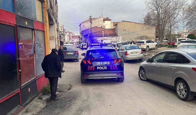 Bıçaklı kavga: 1 yaralı