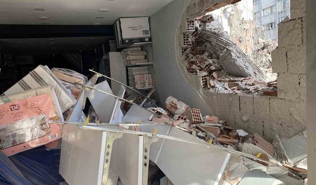 Bir bina değil, bir hayat yıkıldı: Esnafın emeği de enkaz altında