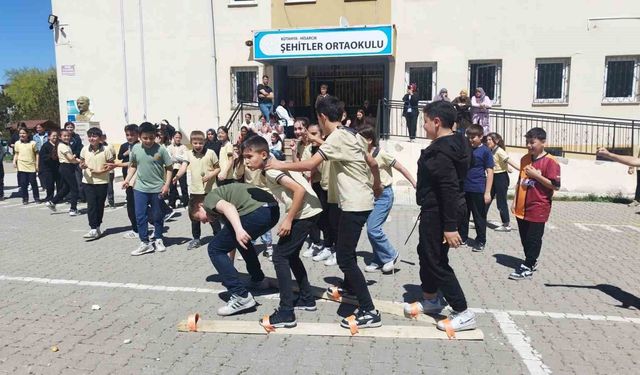 Hisarcık’ta çocuk oyunları şenliği: öğrenciler sahada