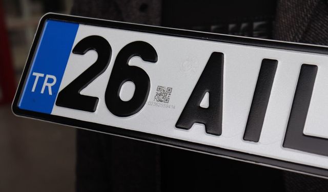 Milyonlarca sürücüye müjde: Plakalar ücretsiz değişecek