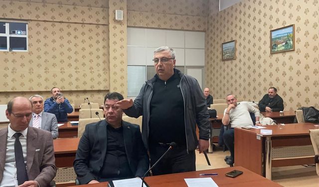 Kütahya’da tansiyon yükseldi: “İşler partiye göre yapılıyor”