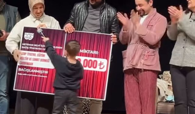 Kütahya’da Sahne Umuda Açıldı: 400 Bin TL’lik Dev Bağış