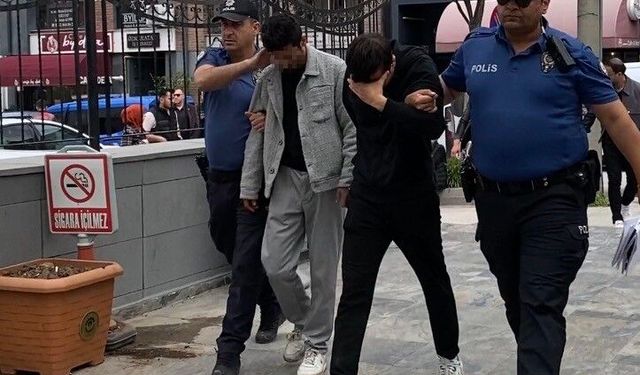 Torun değil adeta bela: Kütahya'nın komşusunda dedesini bıçaklayan genç tutuklandı