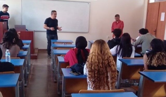 DPÜ Domaniç Hayme Ana MYO'da SGK veri girişi uygulaması