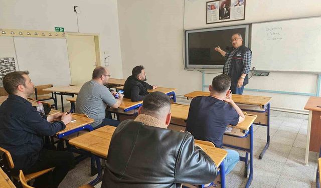 Emet’te kurban kesim elemanı yetiştirme kursu başladı