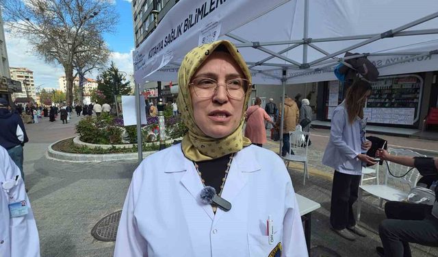 Kütahya’da Ebelik Bölümü’nden sağlık farkındalığına dikkat çeken etkinlik