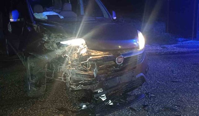OSB kavşağında korkutan kaza: 3 yaralı