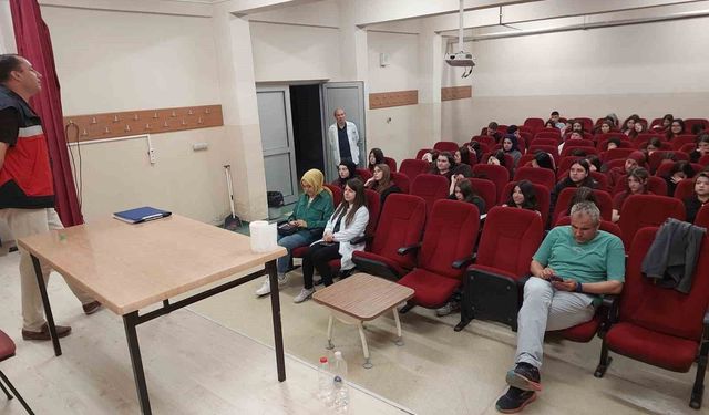 Simav’da öğrencilere uygulamalı doğa ve tarım eğitimi