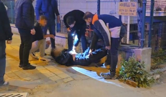 Kütahya'da vahşet: Motosikletle geldi, 2 genci bıçaklayarak kaçtı