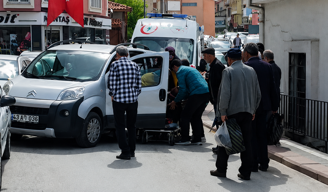 Kütahya’da Direksiyon Başında Fenalaştı: Kaza Kaçınılmaz Oldu