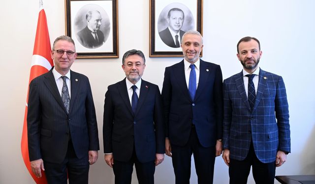 Ak Parti Milletvekillerinden, Bakan Yumaklı'ya ziyaret: Kütahya'nın talepleri Ankara'da değerlendirildi