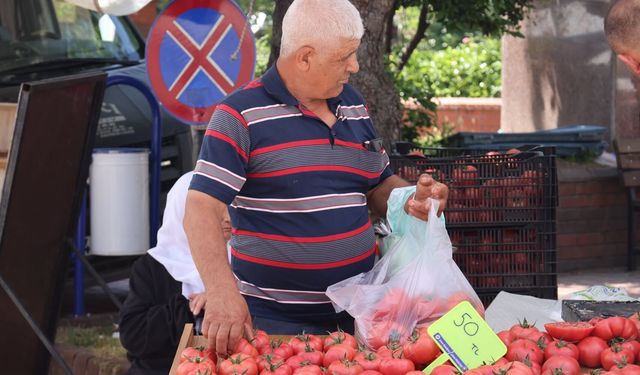 Kütahya'nın Kırmızı Altını Tezgâhta Yerini Aldı