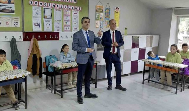 Kütahya'da eğitim dayanışması: Anlamlı ziyaret duygulandırdı