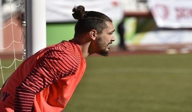 Kütahyaspor’dan dev hamle: 1.Lig’in tecrübeli eldiveni Şimşek oluyor