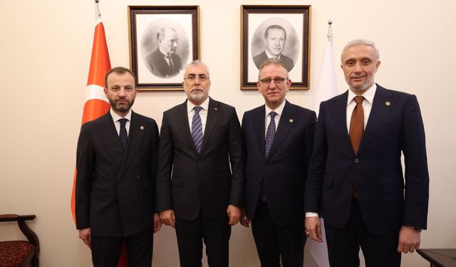 Kütahya'nın ihtiyaçları masaya yatırıldı: Ak Parti Milletvekilleri, Bakan Işıkhan ile görüştü