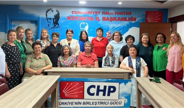 CHP Kütahya teşkilatında Kılıçdaroğlu'na tepki sürüyor: ''Genel Başkan Özel'dir''