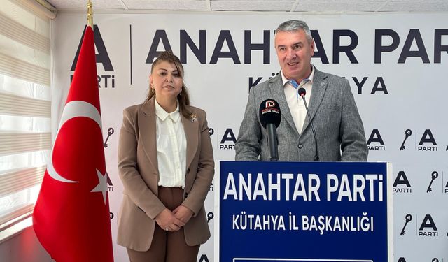 Anahtar Parti Kütahya’da Kadın Vitrinini Tanıttı