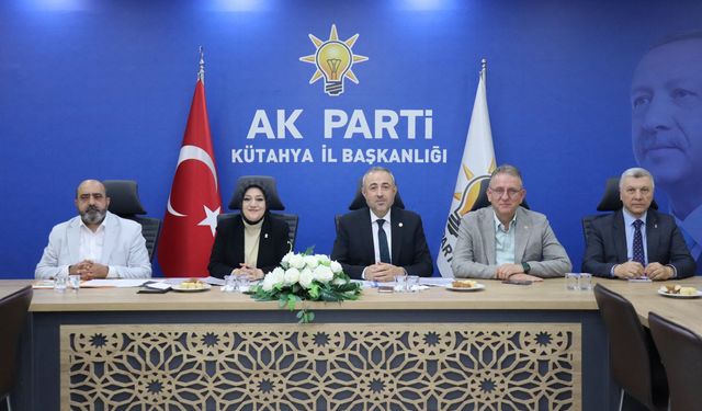 Kütahya İçin Ortak Akıl Buluşması: AK Parti'den İstişare Toplantısı