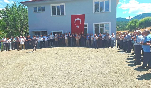 Hisarcık'ın köyünde Çok Amaçlı Salon törenle hizmete açıldı