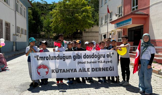 Vali Işın Çocukların İsteğini Geri Çevirmedi! Okula Gidip Sözünü Tuttu