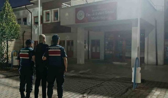Bilecik'te ikamet izni, geçici koruma kimlik belgesi bulunmadığı halde seyahat eden 4 Suriyeli yakalandı