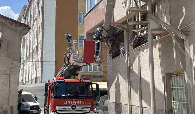 Fırın bacasında çıkan yangın paniğe sebep oldu