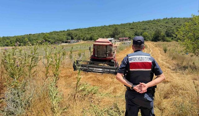 Tarlada su tankersiz hasat yapan biçördöver sahibine 3 bin 705 lira ceza