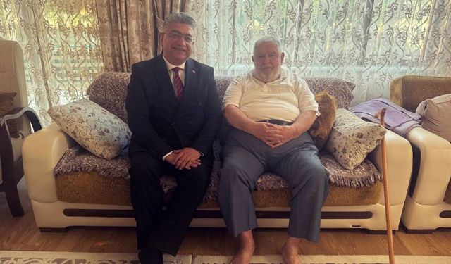 Rektör Kızıltoprak’tan Üniversitenin Kurucu İsimlerine Ziyaret
