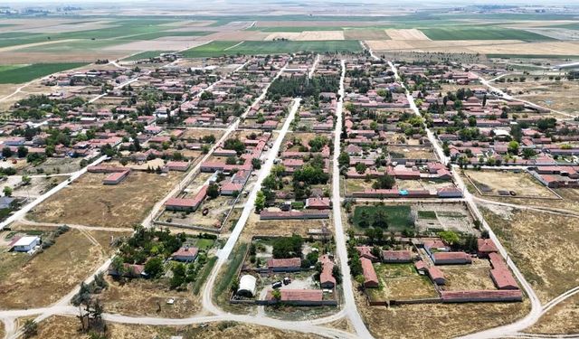 Köy değil Barcelona: Kütahya'nın komşusundaki köyün mimarisini gören hayrete düşüyor