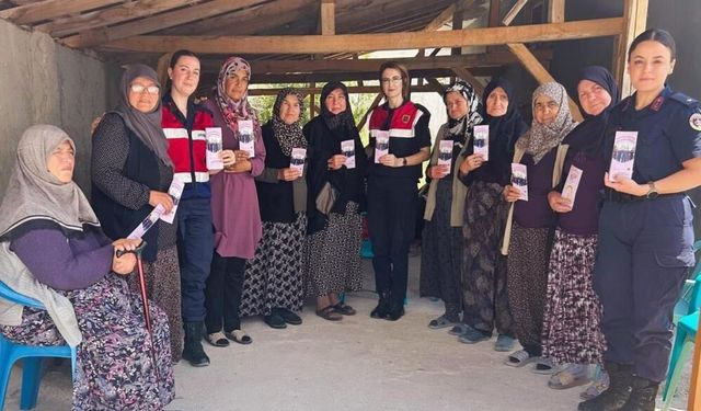 Çavdarhisar'da kadın vatandaşlara KADES uygulaması tanıtıldı