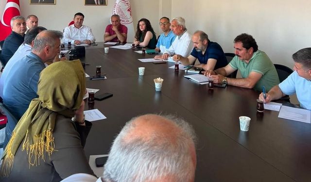 Emet'te eğitim masaya yatırıldı: Müdürler Kurulu Toplantısı gerçekleştirildi