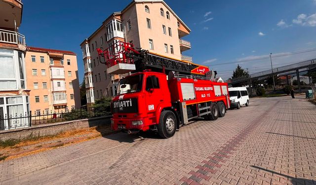 Kütahya'da evin mutfağında başlayan yangında felaketin eşiğinden dönüldü