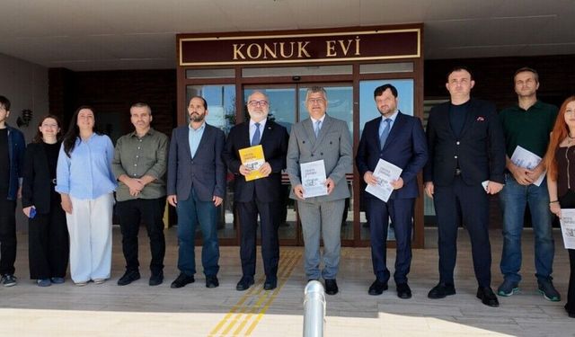 DPÜ'de 'Medyanın Toplum Üzerindeki Etkileri' raporu değerlendirme toplantısı düzenlendi