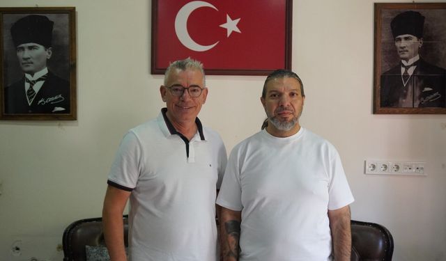 Fotomaç Spor Yazarı Şafak Eren’den Dumlupınar Gazetesi’ne 56. Yıl Ziyareti