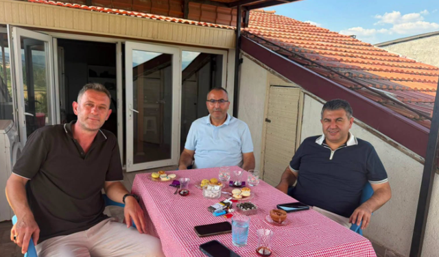 Gediz Belediye Başkanı Akel, esnaflar ile bir araya geldi