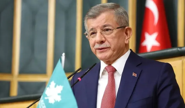 Gelecek Partisi Resmen Feshedildi: Siyasi Faaliyetlerine Son Verdi