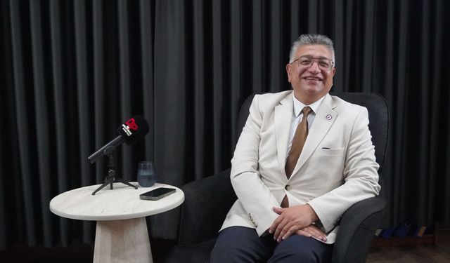 Rektör Kızıltoprak’tan öğrencilere çağrı: Yarım kalan hikâyenizi tamamlayın