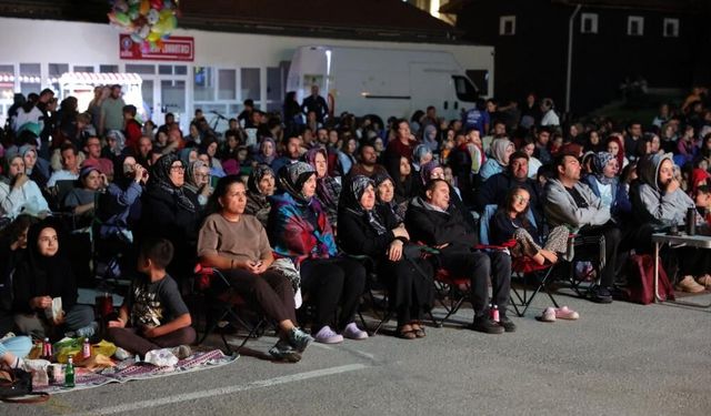 Kütahya'da açık hava sineması etkinliğinin yeni adresi açıklandı