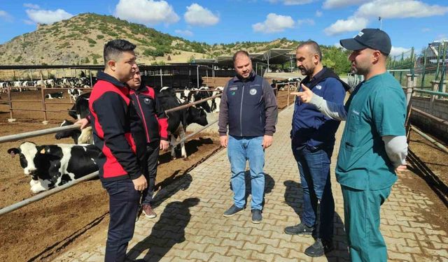 Kütahya İl Tarım ve Orman Müdürü Keleş, Büyükbaş Hayvancılık İşletmesini ziyaret etti