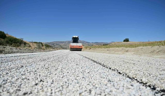 Kütahya'nın komşusuna 26 yıl sonra ilk kez asfalt müjdesi