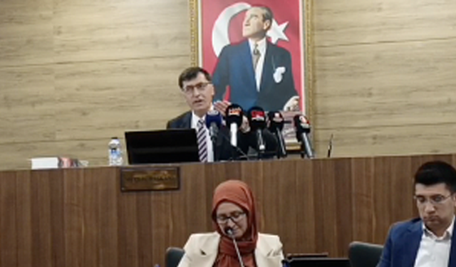 Kütahya Belediyesi’nde işe iade tartışması: İşçilerden feragatname istendiği iddiası gündem oldu!